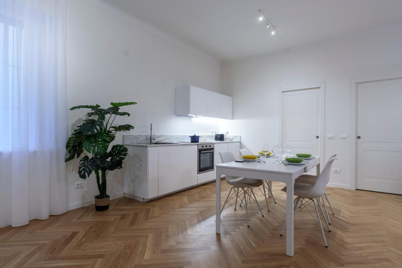 Porta Venezia-Trilocale-Luxury Con Wifi-Neflix Appartement Milaan Buitenkant foto